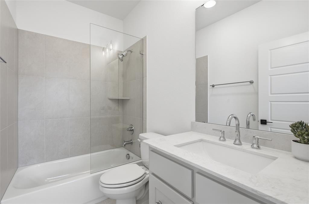 2360 Fallsview Court Property Photo 27
