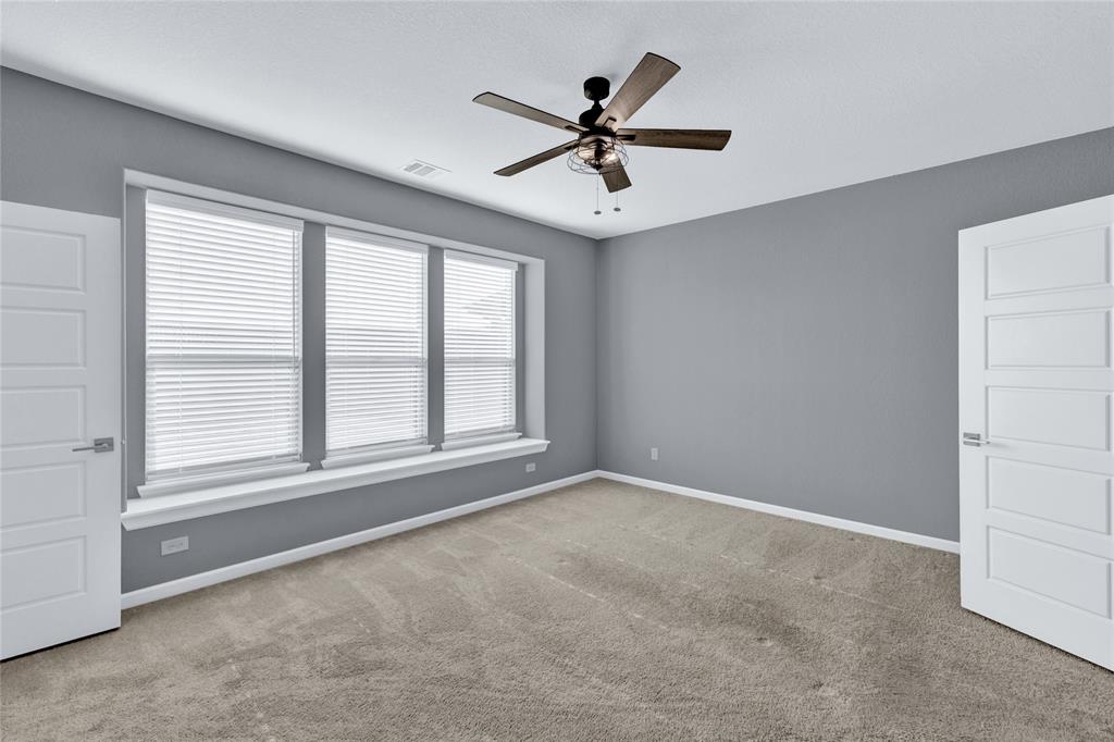 3904 Starlight Creek Drive Property Photo 11