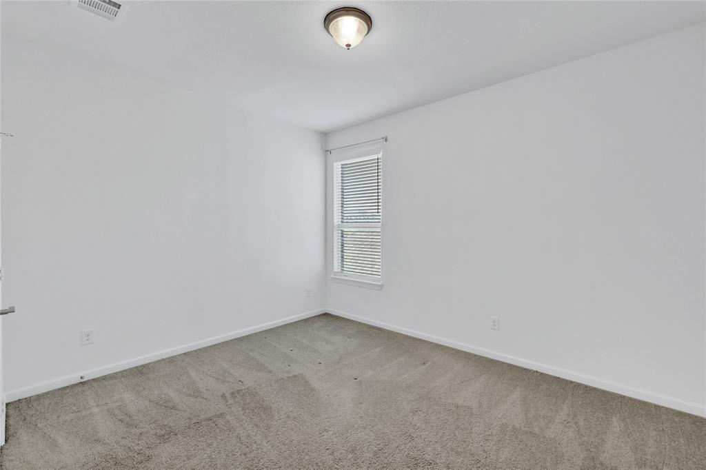3904 Starlight Creek Drive Property Photo 17
