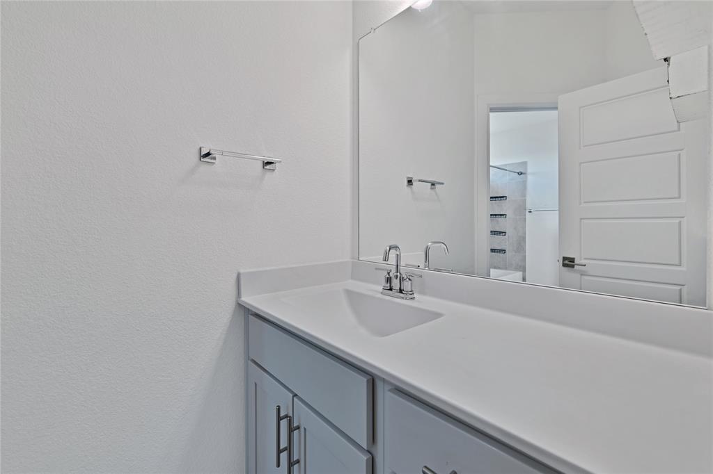 3904 Starlight Creek Drive Property Photo 19