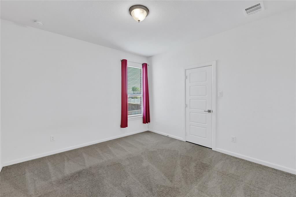 3904 Starlight Creek Drive Property Photo 21