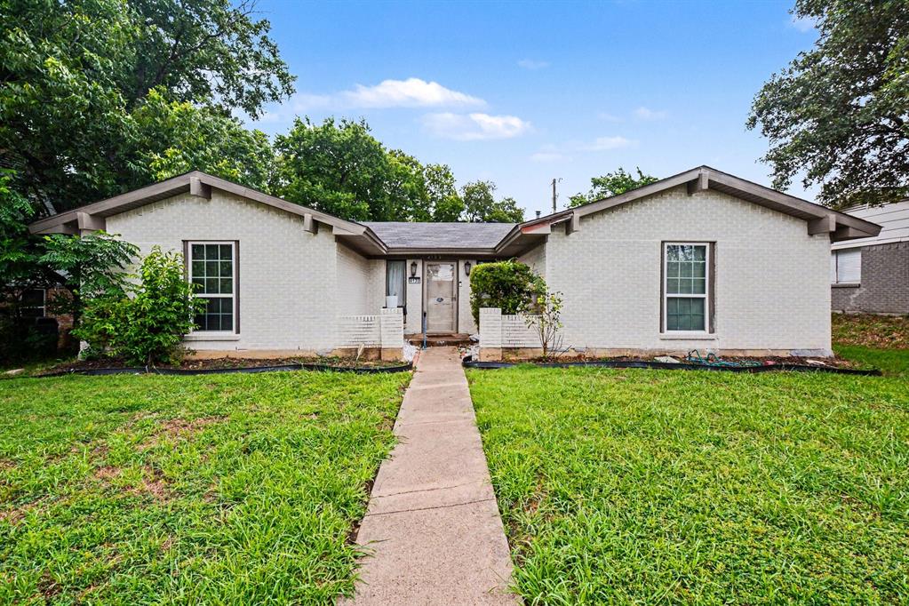 4133 Logan Street Property Photo 2