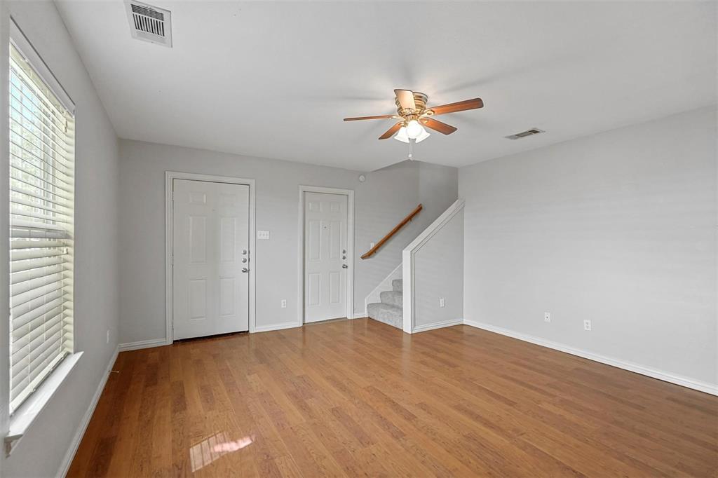 408-410 Cleveland Property Photo 13
