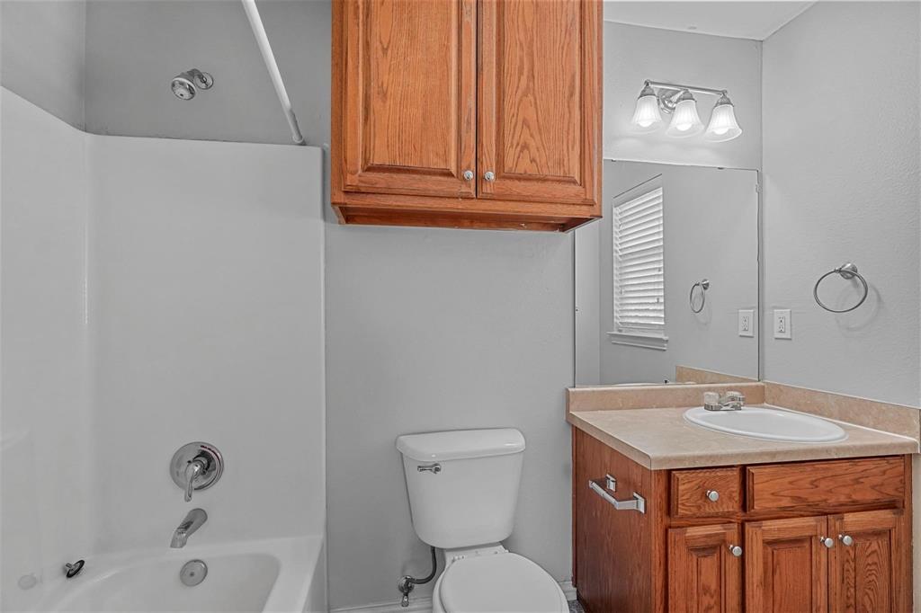 408-410 Cleveland Property Photo 18