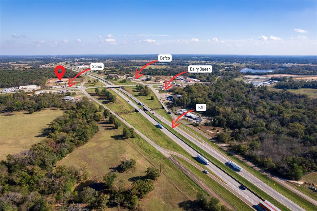 440 I-30 Property Photo 6