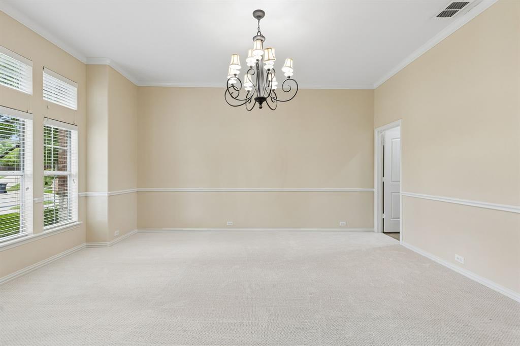 501 Cloud View Court Property Photo 6