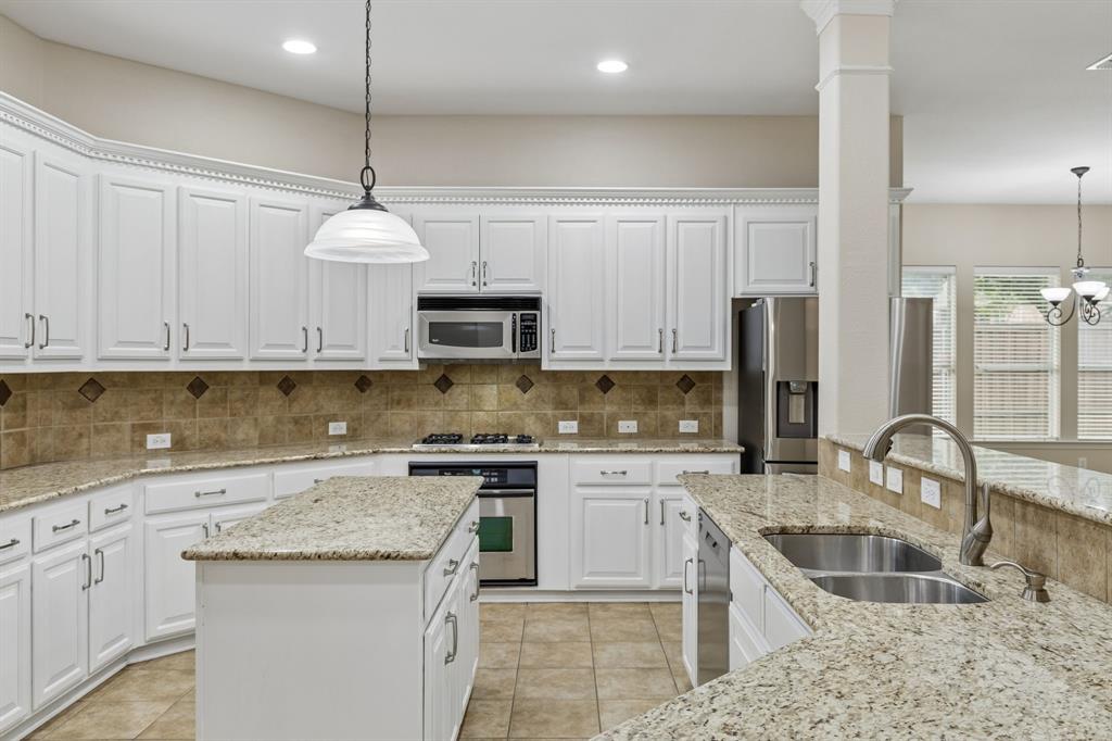 501 Cloud View Court Property Photo 16