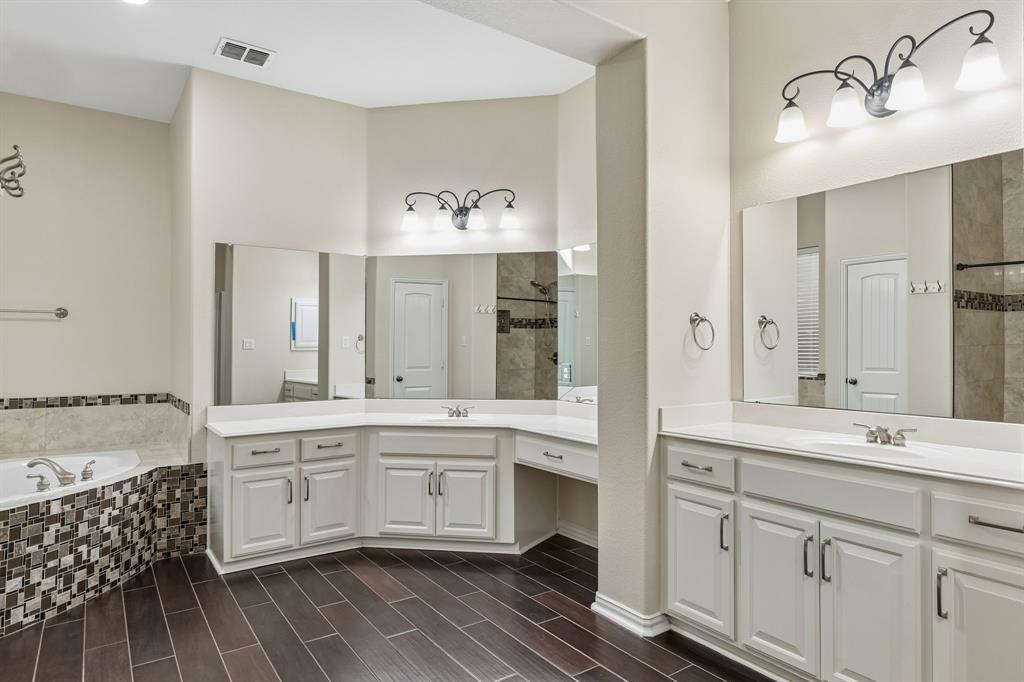 501 Cloud View Court Property Photo 21