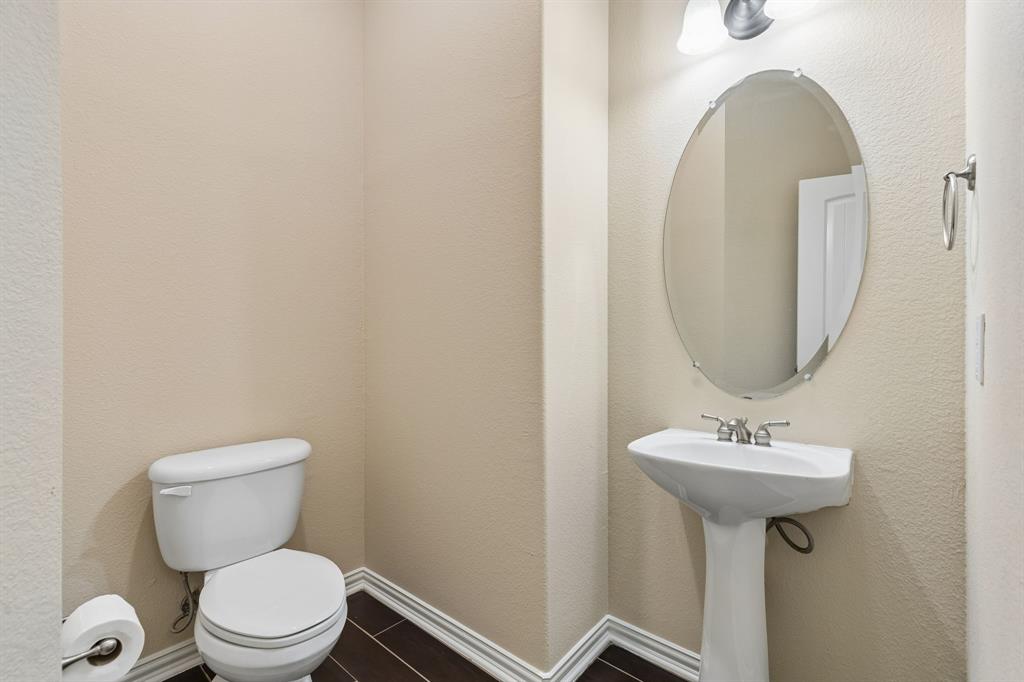 501 Cloud View Court Property Photo 25