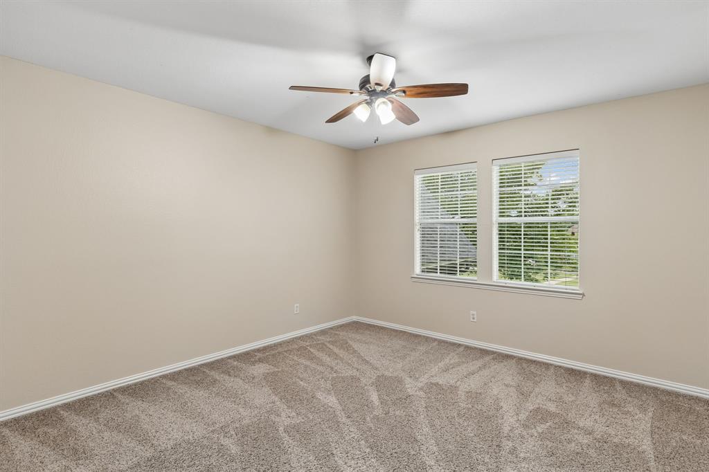 501 Cloud View Court Property Photo 33