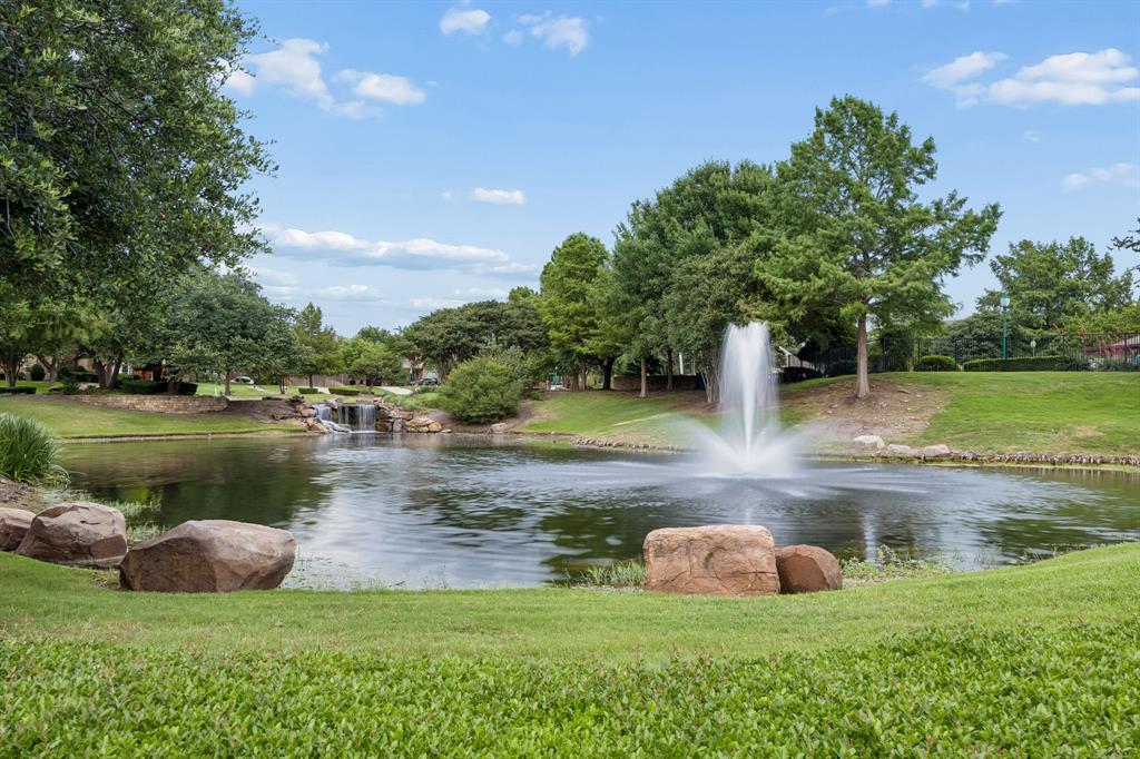 501 Cloud View Court Property Photo 38