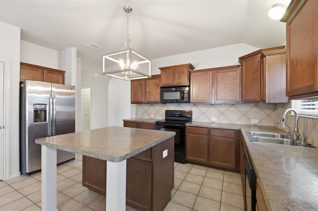 3037 Winding Meadow Trail Property Photo 11
