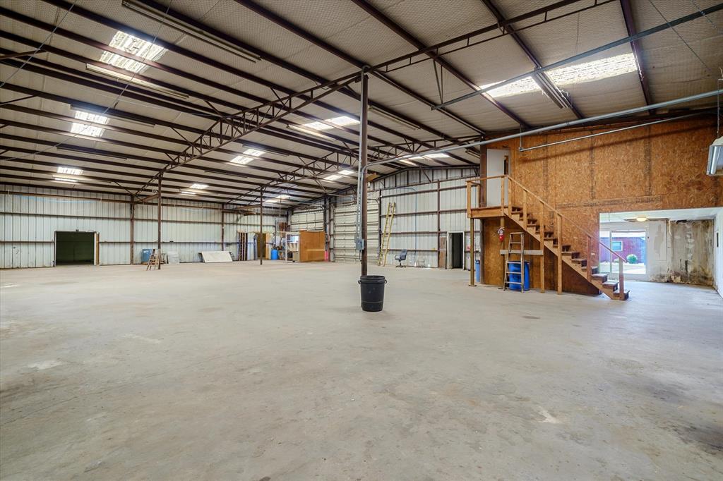 7439 Fm 314 Property Photo 4