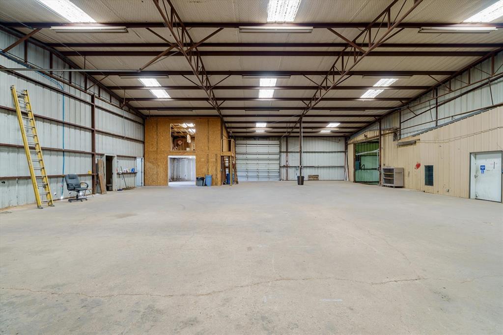 7439 Fm 314 Property Photo 6