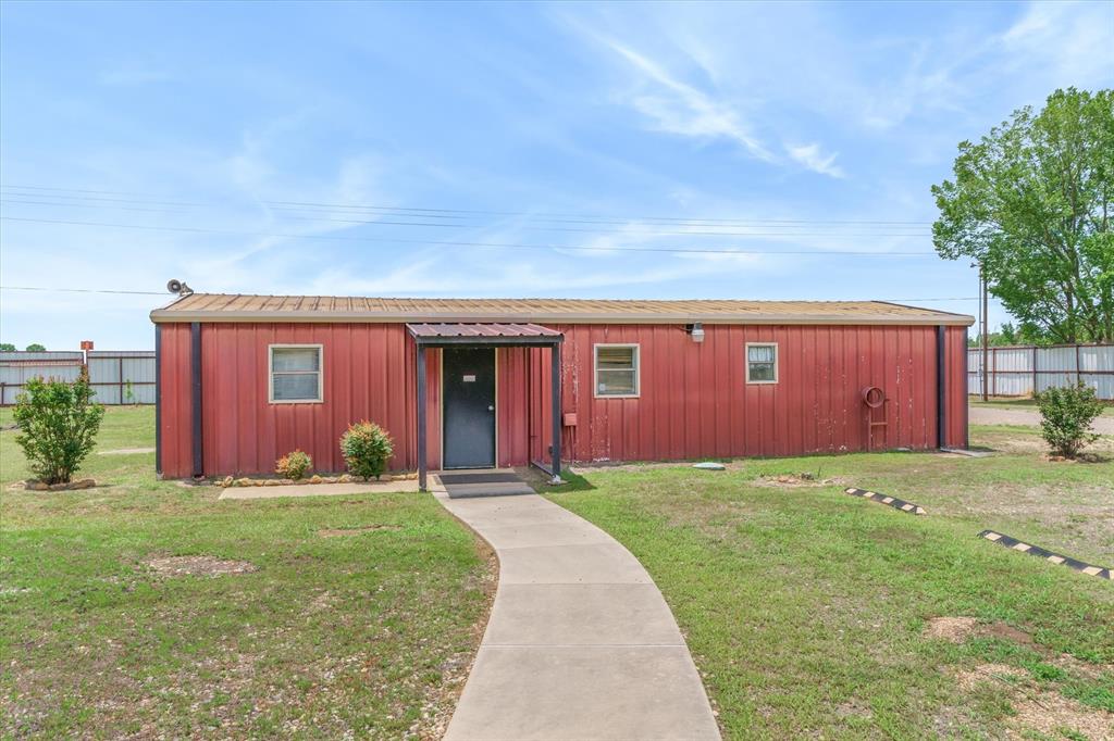 7439 Fm 314 Property Photo 24