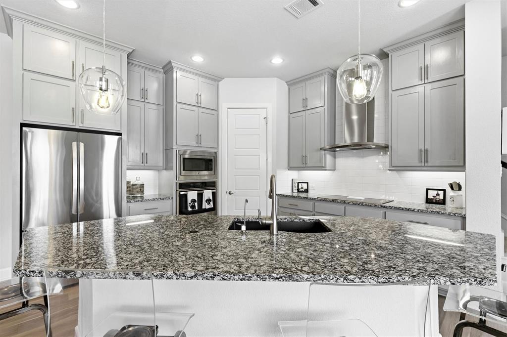 6101 Millie Way Property Photo 12