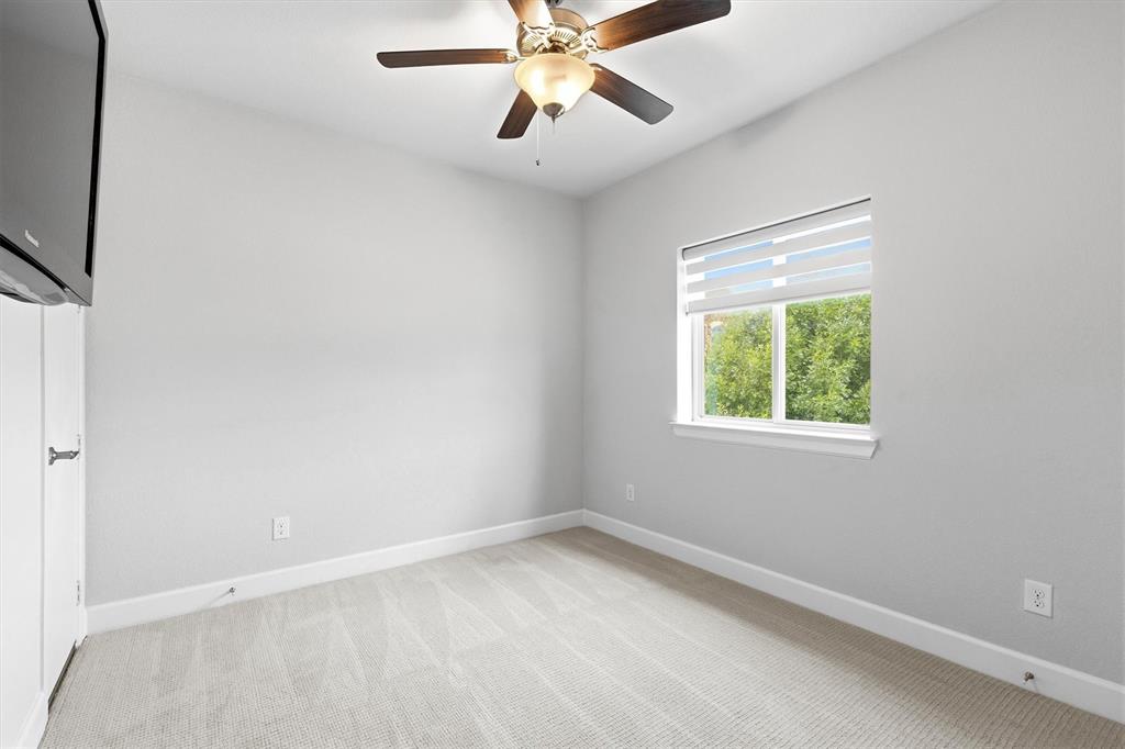 6101 Millie Way Property Photo 23