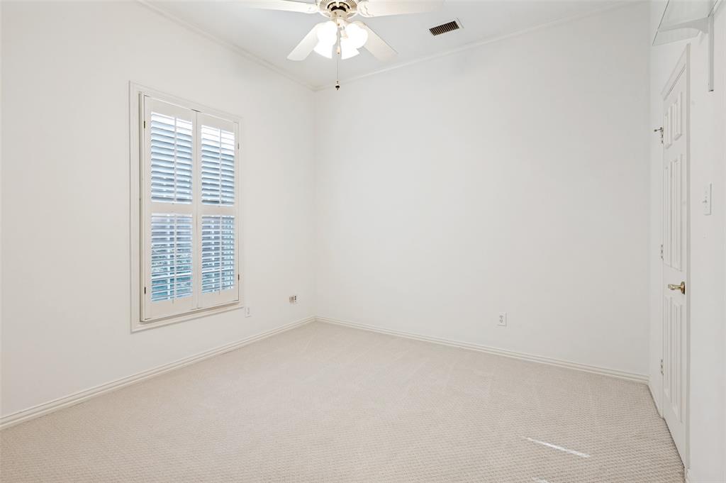 4037 Cotswold Court Property Photo 19