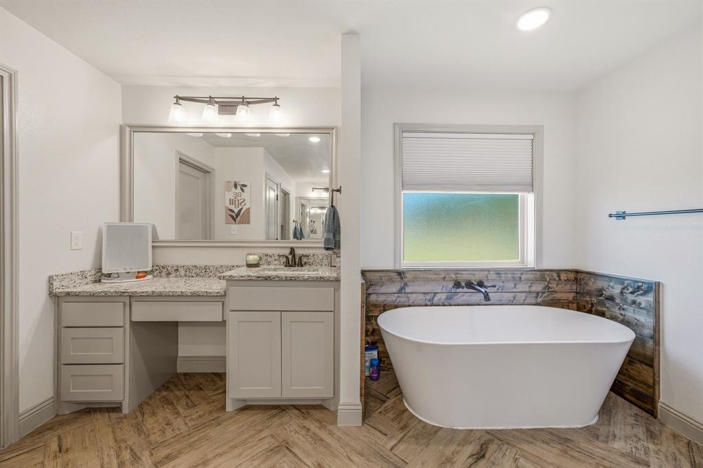 8681 Sari Strong Drive Property Photo 18