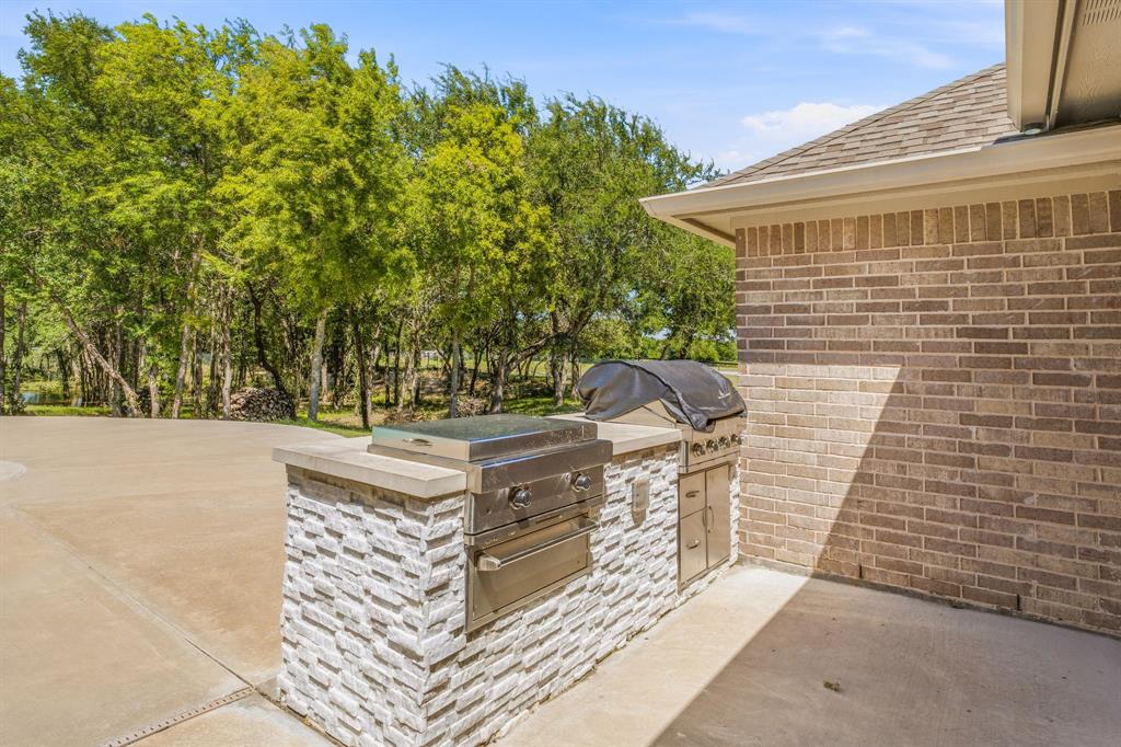 8681 Sari Strong Drive Property Photo 27