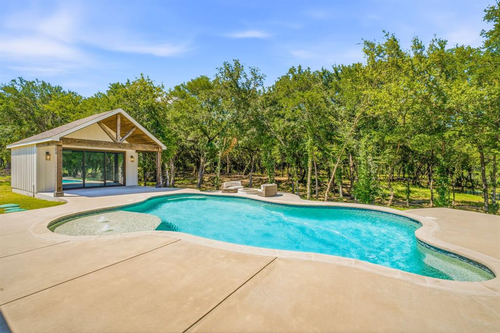 8681 Sari Strong Drive Property Photo 28