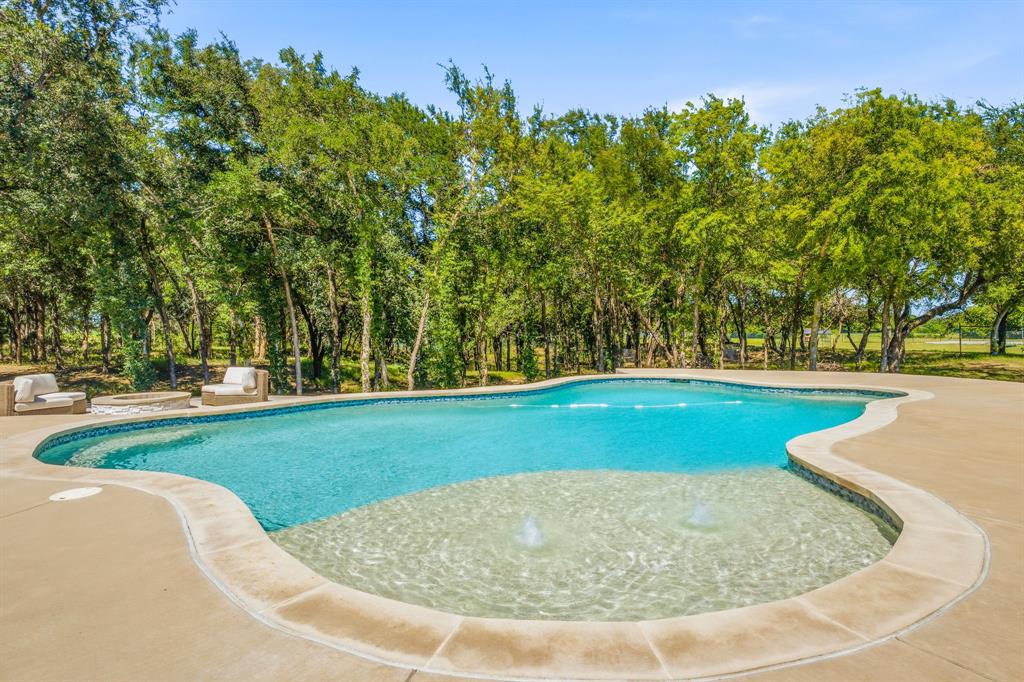 8681 Sari Strong Drive Property Photo 29