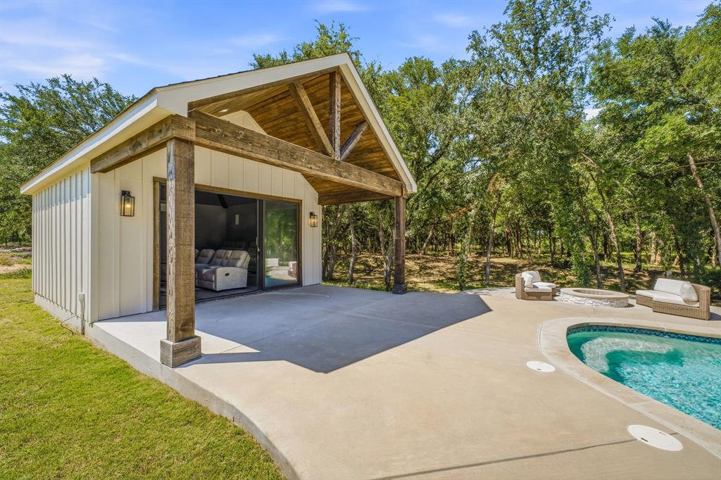 8681 Sari Strong Drive Property Photo 30