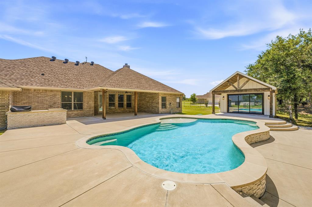 8681 Sari Strong Drive Property Photo 35