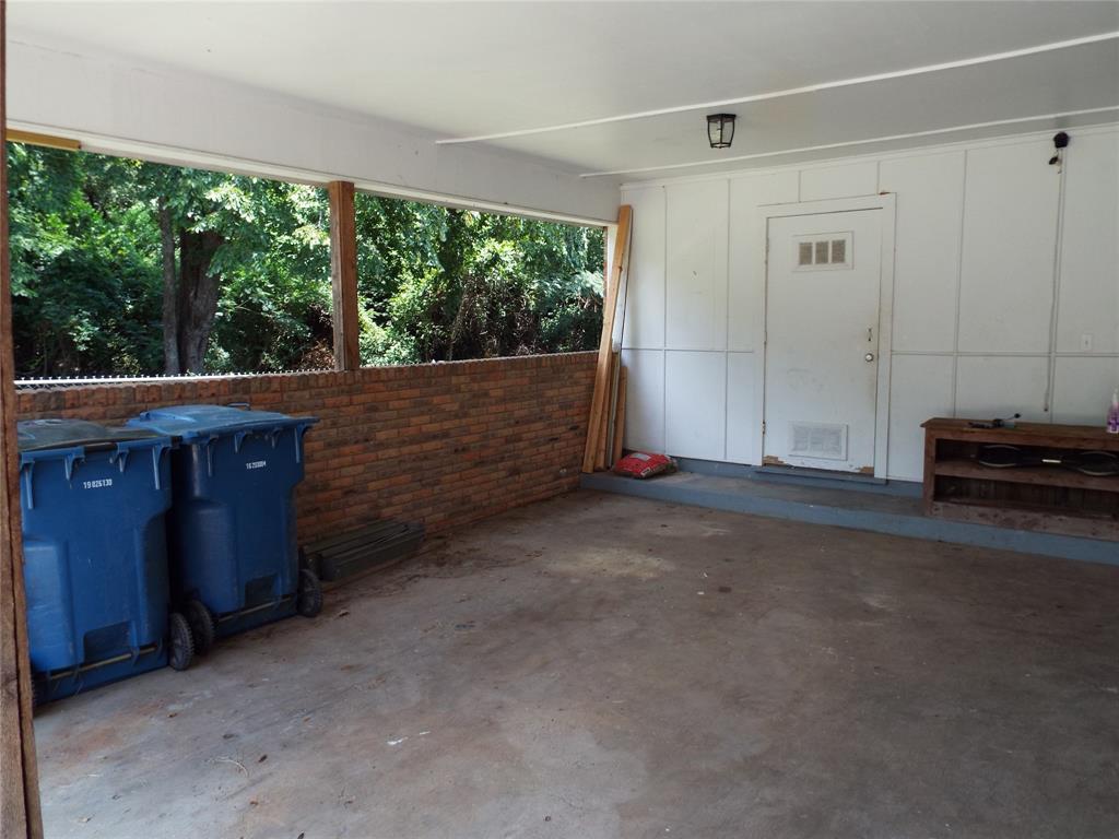 808 Shady Trail Property Photo 23