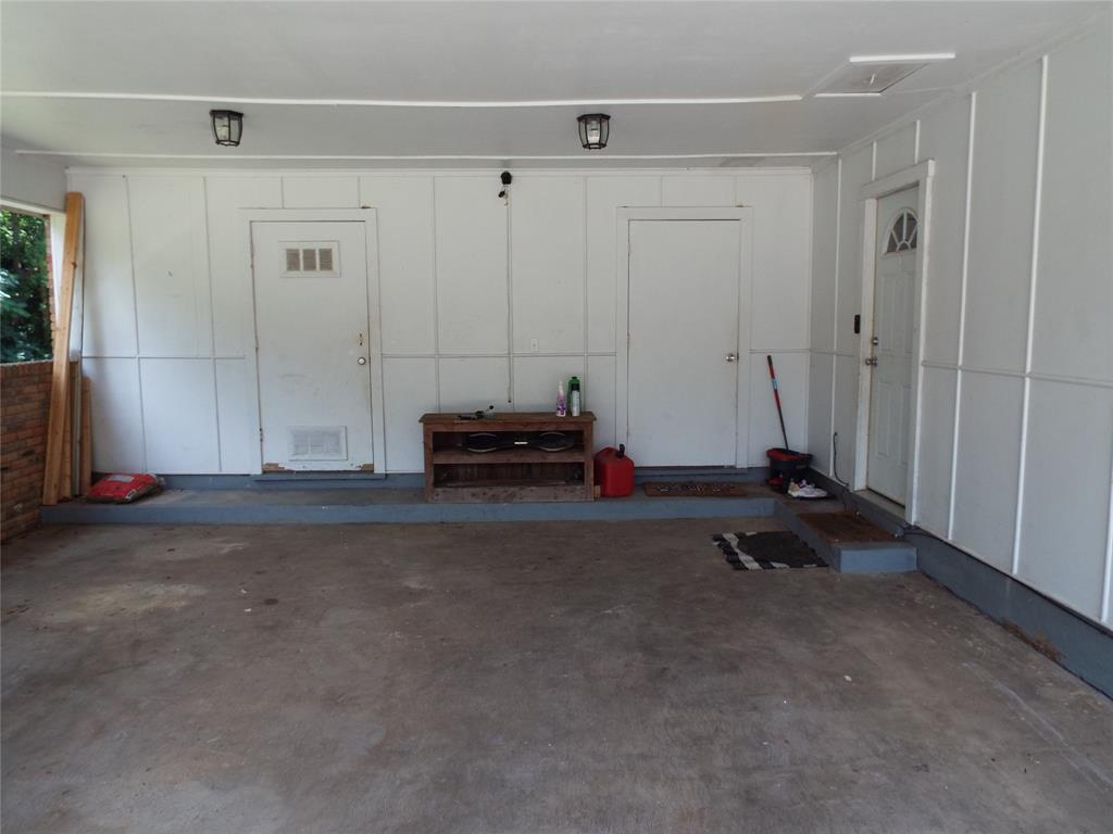 808 Shady Trail Property Photo 24