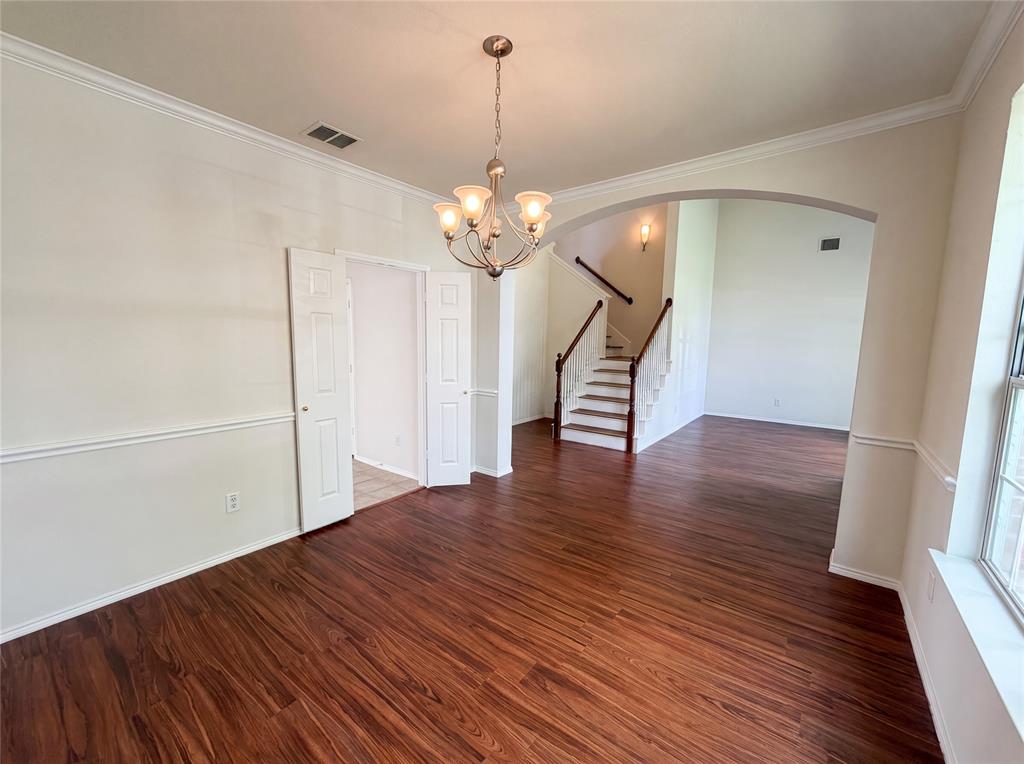 1202 Mccormick Street Property Photo 8