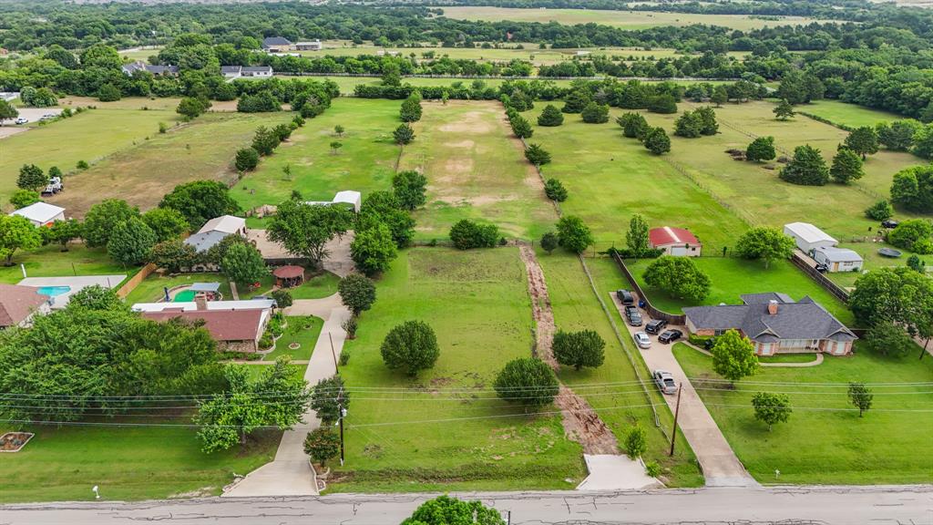 222 Lariat Trail Property Photo