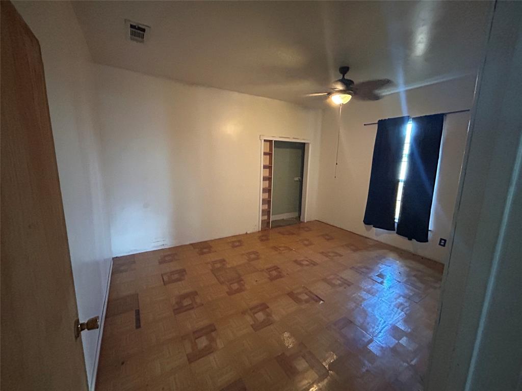 428 W 7th Street Property Photo 4