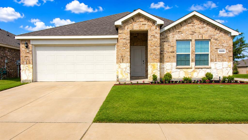 3938 Aintree Avenue Property Photo 1