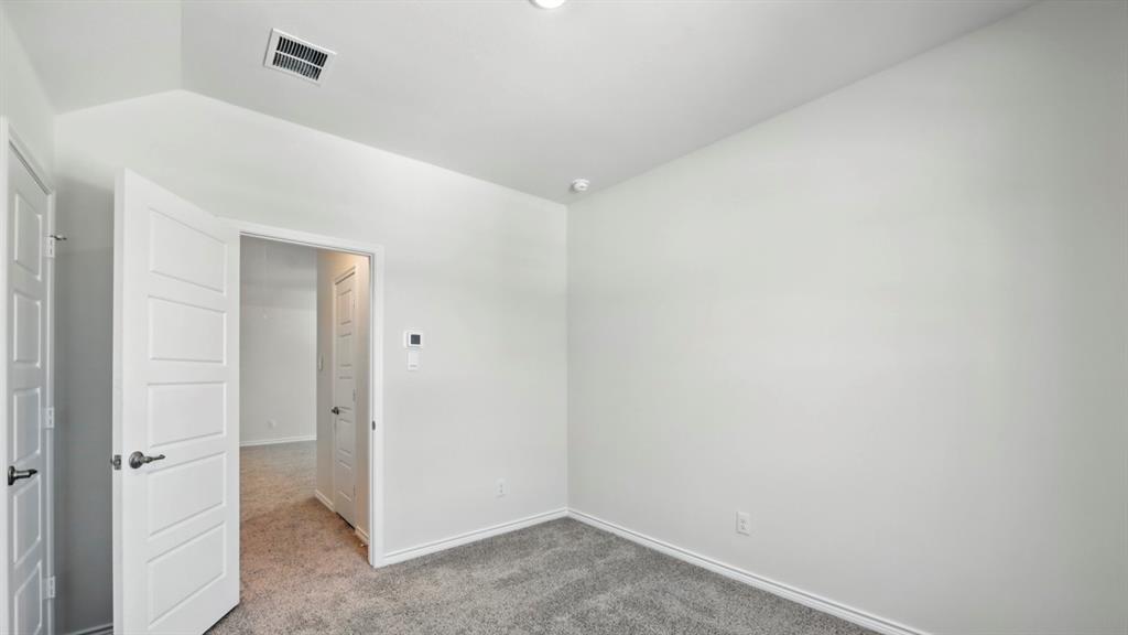 2101 Crockett Way Property Photo 8