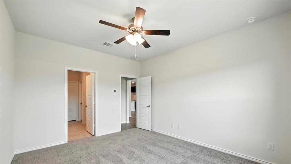 2101 Crockett Way Property Photo 14