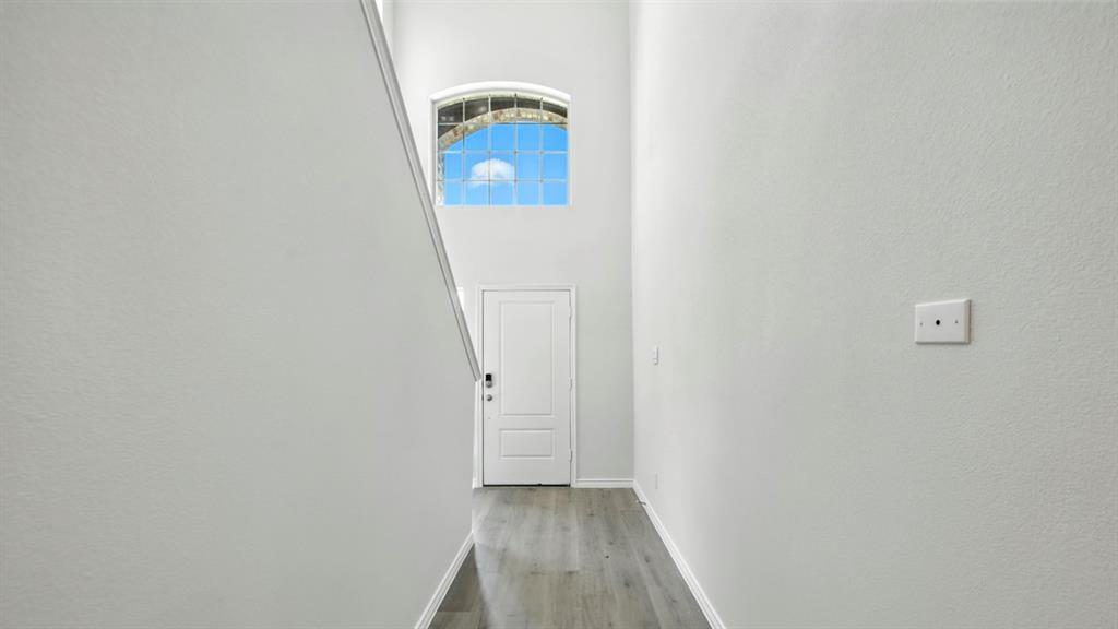 2101 Crockett Way Property Photo 16
