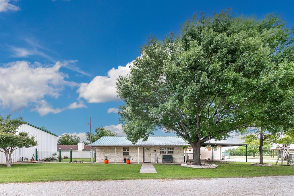 307 E Loop Drive