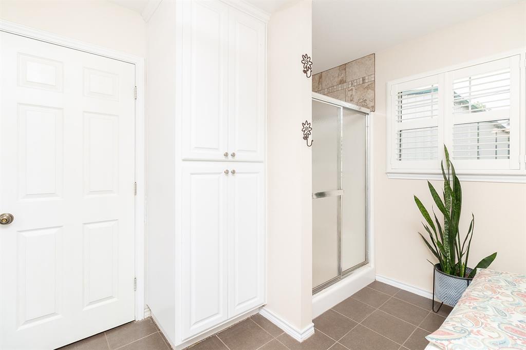 307 E Loop Drive Property Photo 15