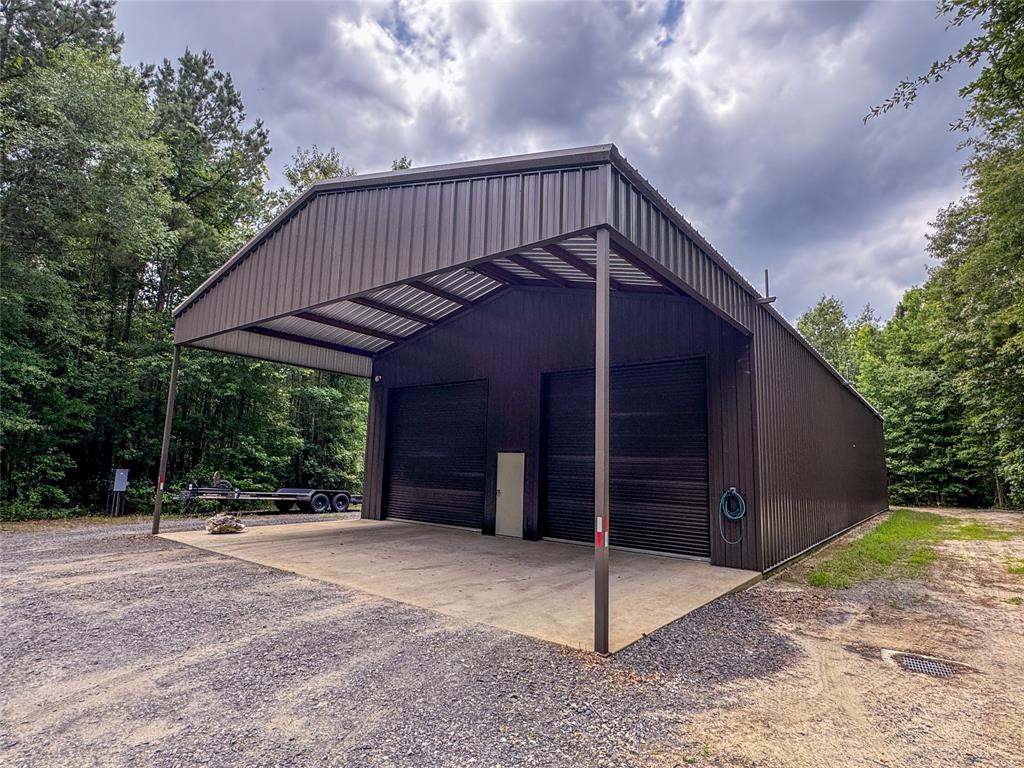 305 County Road 1145 Property Photo 26