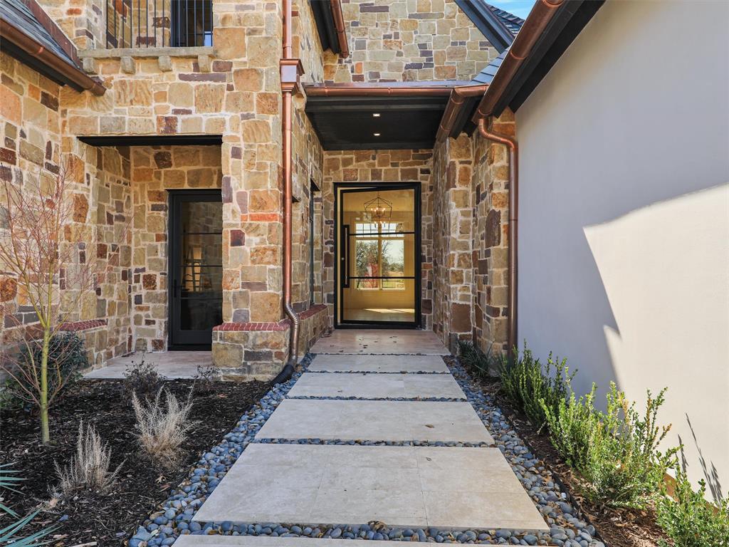 2320 Cedar Elm Terrace Property Photo 4