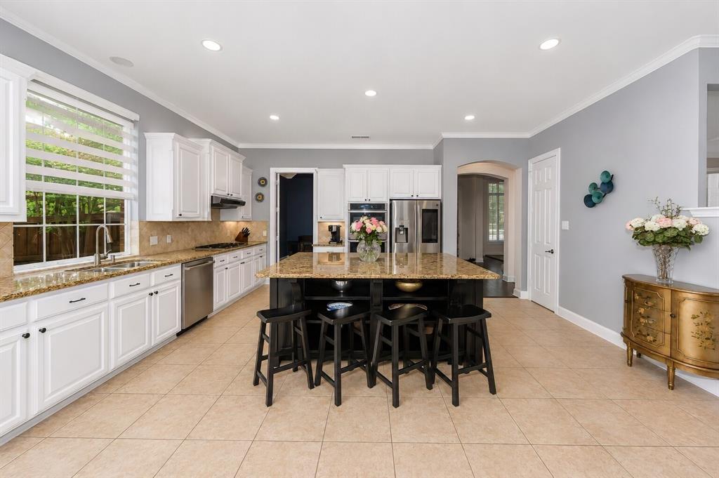 1105 Woodhaven Drive Property Photo 11