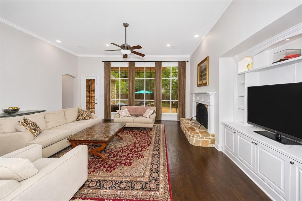 1105 Woodhaven Drive Property Photo 16