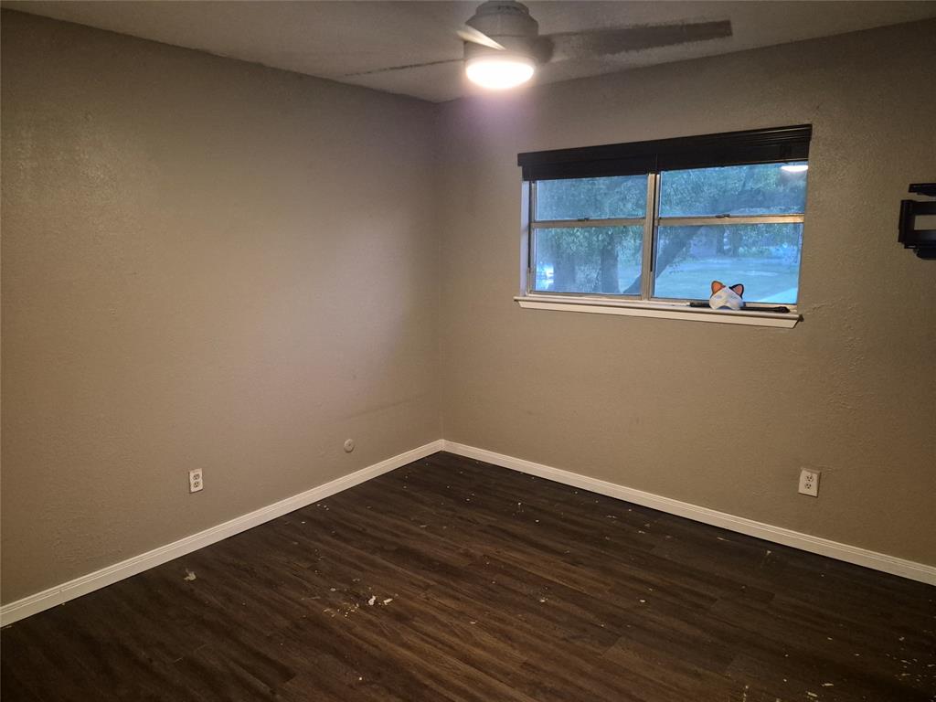 243 Weldon Drive Property Photo 11