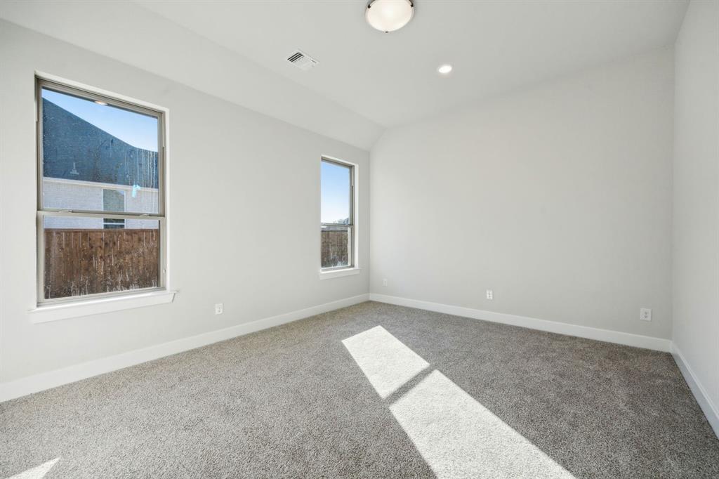 11220 Hickory Falls Drive Property Photo 4