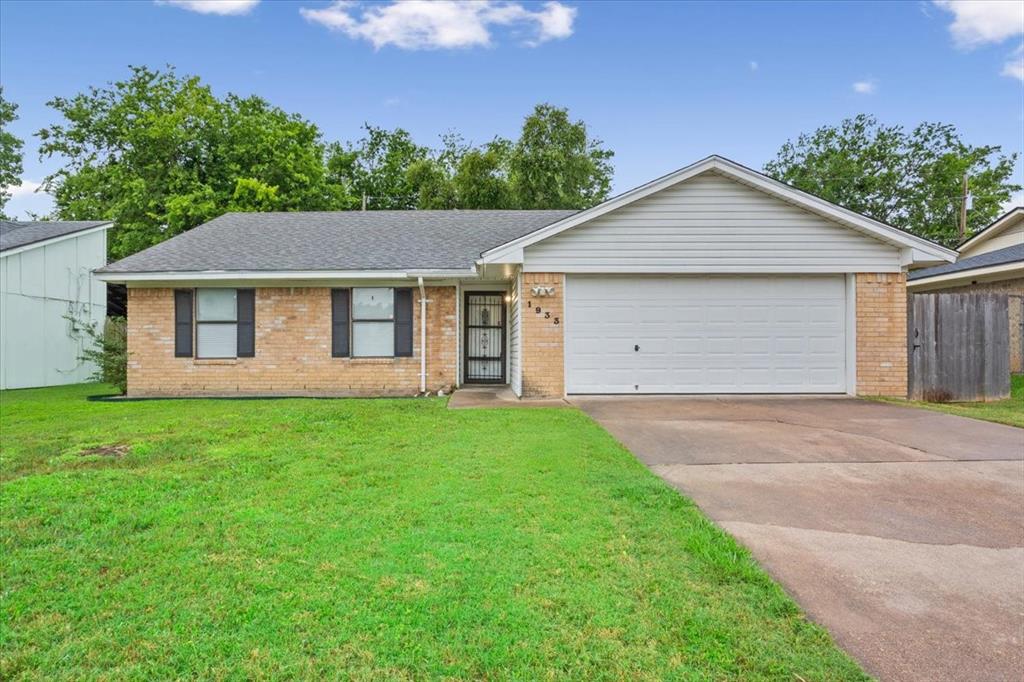 1933 Century Drive Property Photo 1