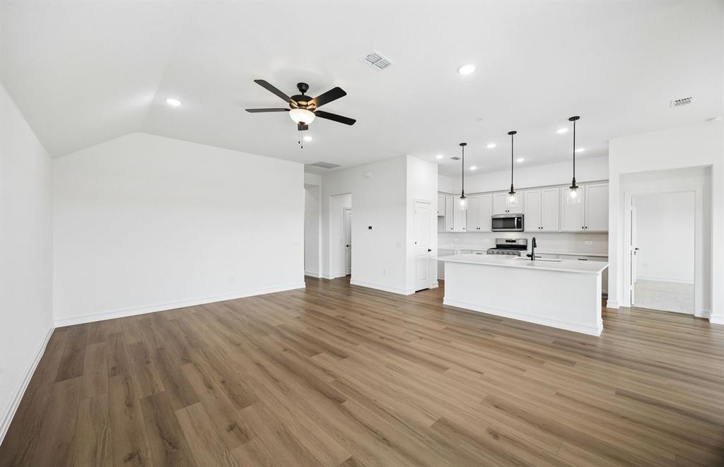 1117 Clayton Street Property Photo 6