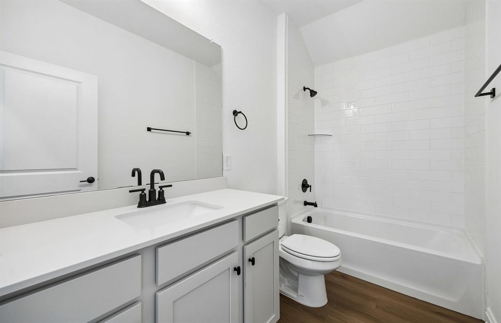 1117 Clayton Street Property Photo 14