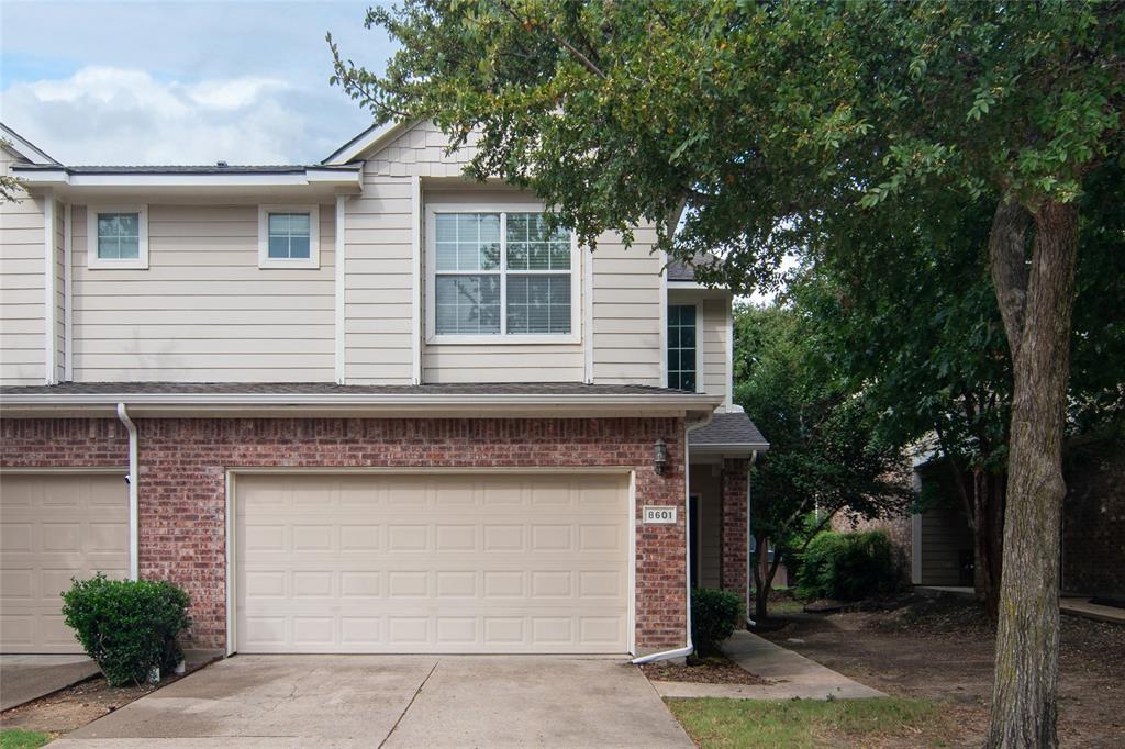 8601 Forest Highlands Drive Property Photo 2