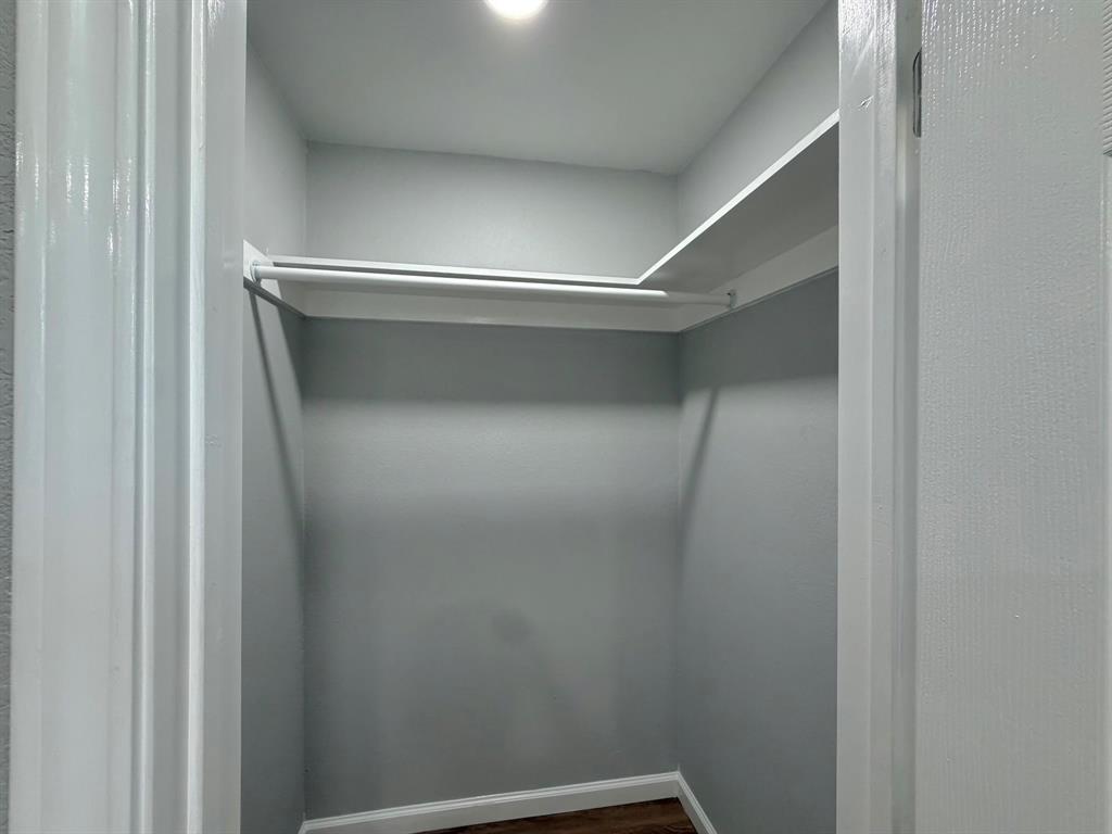628 W 3rd Street Property Photo 19